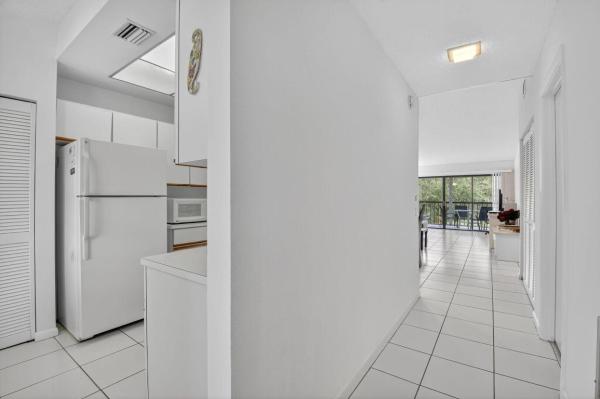 Boca Delray Golf & Country Club, 5055 Oak Hill Ln #222, Delray Beach, Florida 33484, image 1