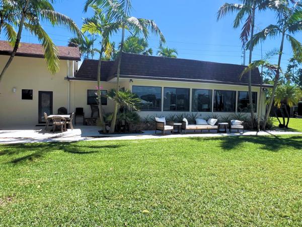 Lake Clarke Isle, 7315 Pine Tree Ln, Lake Clarke Shores, Florida 33406, image 1