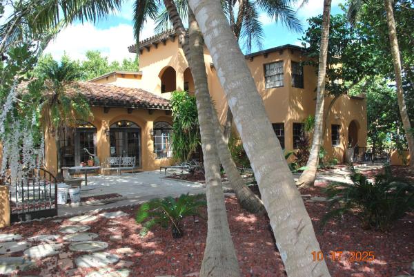 Hollywood Central Beach, 4200 N Surf Rd, Hollywood, Florida 33019, image 1