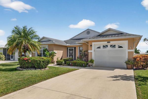 Spanish Lakes Fairways, 14148 Cisne Cir, Fort Pierce, Florida 34951, image 1