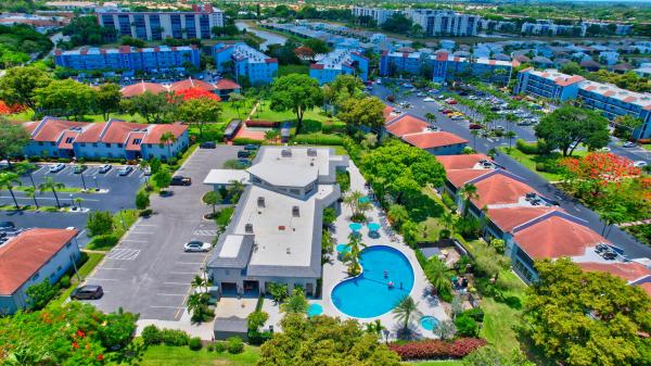 Deauville Village, 6525 S Oriole Blvd #2060, Delray Beach, Florida 33446, image 2