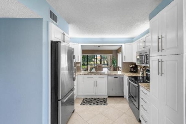 Fairway Park At Indian Spring, 5533 Fairway Park Dr #204, Boynton Beach, Florida 33437, image 3