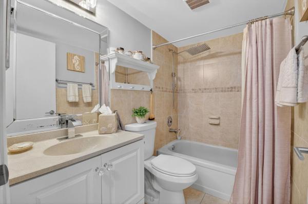 Deauville Village, 6525 S Oriole Blvd #2060, Delray Beach, Florida 33446, image 1