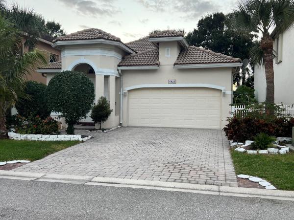 6925 Spider Lily Ln, Lake Worth, Florida 33462, image 1