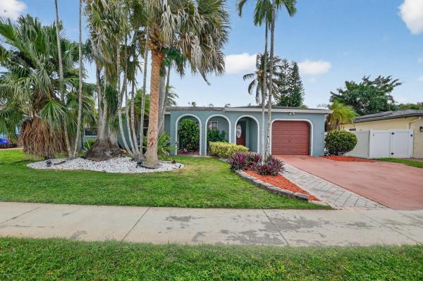Palmetto Pines, 11170 Mohawk St, Boca Raton, Florida 33428, image 1