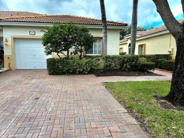 Lighthouse Pointe At Baywinds, 2297 Windjammer Way, West Palm Beach, Florida 33411, image 1