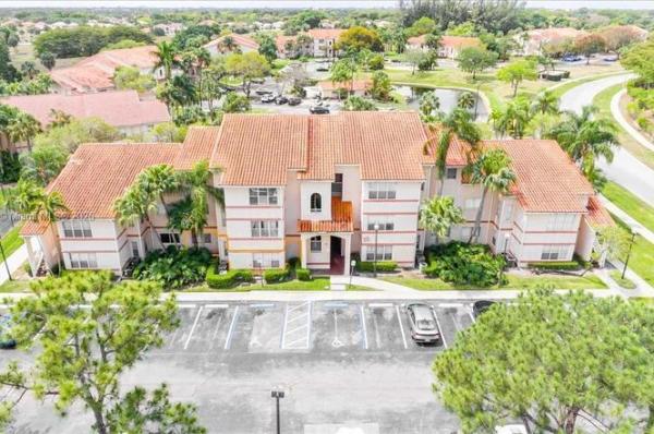 Coral Key, 3420 Pinewalk Dr N, Margate, Florida 33063, image 1