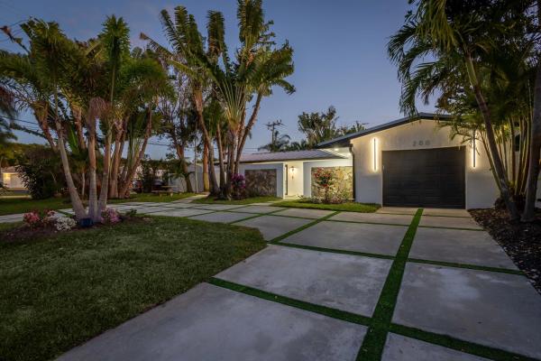 Boca Islands, 200 SW 12th St, Boca Raton, Florida 33432, image 1