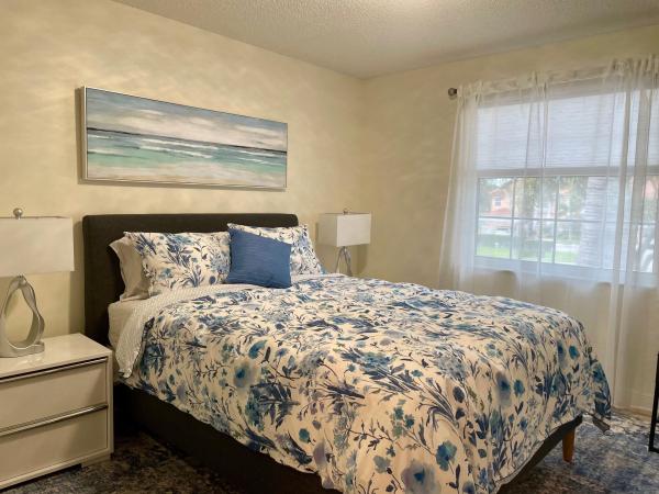 Palm Isles, 9709 Shadybrook Dr #201, Boynton Beach, Florida 33437, image 2