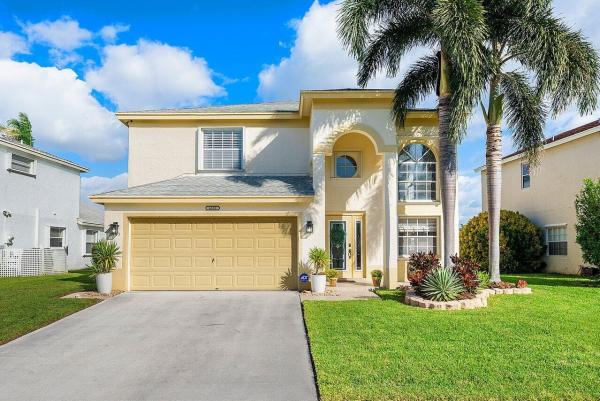 Bay Estates At Rainbow Lakes, 6353 Lansdowne Cir, Boynton Beach, Florida 33472, image 1