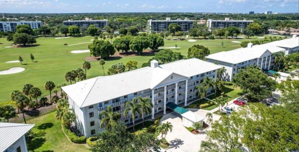 Whitehall At Camino Real, 6097 Balboa Cir #303, Boca Raton, Florida 33433, image 1