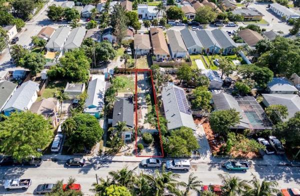 322 N D St, Lake Worth, Florida 33460, image 1