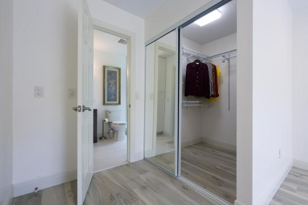 Lake Colony, 4107 Palm Bay Cir #D, West Palm Beach, Florida 33406, image 2