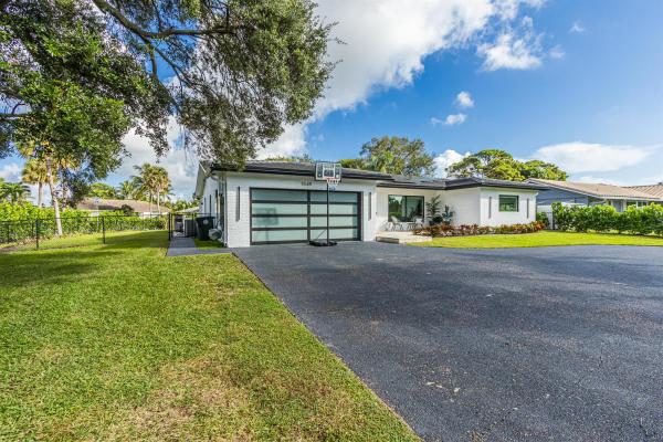 Lake Floresta Park, 1049 W Palmetto Park Rd, Boca Raton, Florida 33486, image 1