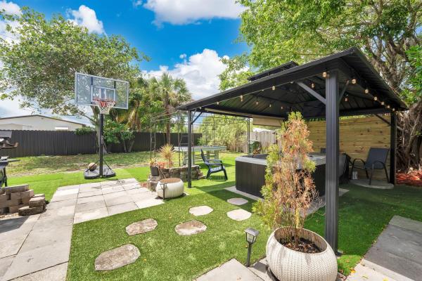 Lake Aire Estates, 1841 NW 26th Ave, Fort Lauderdale, Florida 33311, image 1