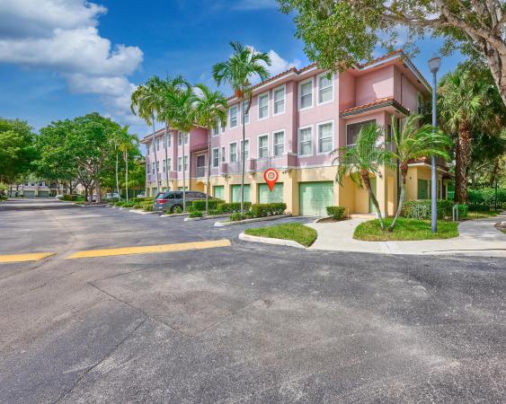 Cypress Pointe At Turtle Run, 6436 W Sample Rd #6436, Coral Springs, Florida 33067, image 1
