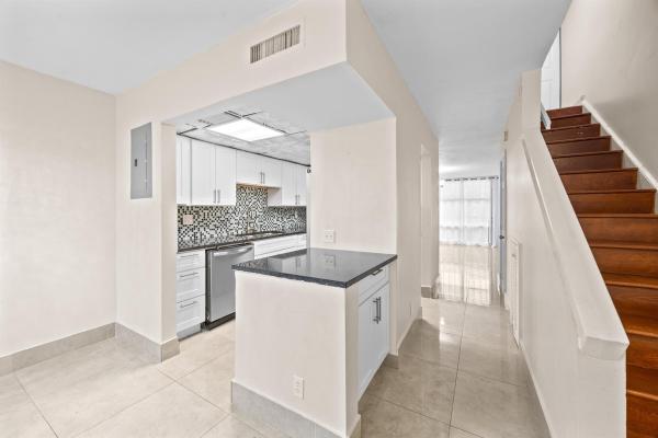 Pointe South, 1401 S Federal Hwy #204, Boca Raton, Florida 33432, image 1