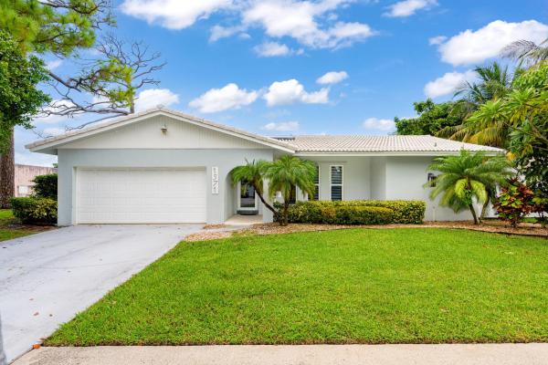 Boca Raton Square, 1571 SW 13th Dr, Boca Raton, Florida 33486, image 1