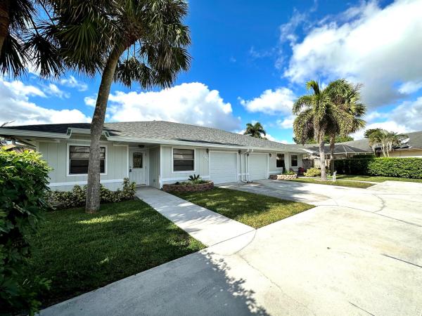 947 Country Wood Ct, Wellington, Florida 33414, image 1