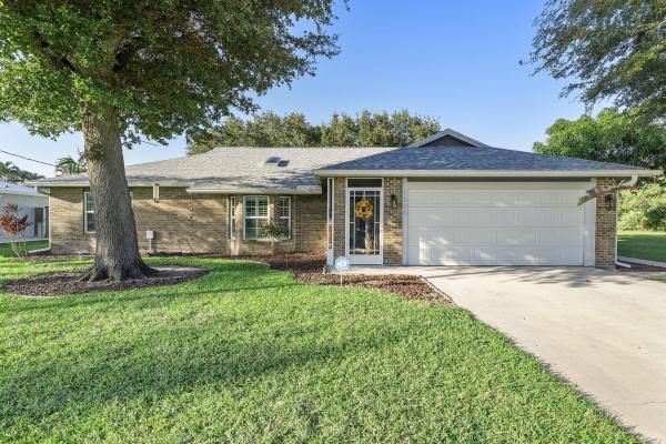Sandhill Crossing, 1520 SE Mariana Rd, Port St. Lucie, Florida 34952, image 1