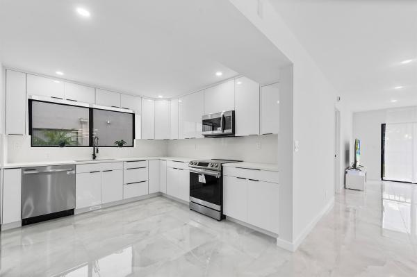 Pembridge At Lakes Of Delray, 15450 Pembridge Ave #187, Delray Beach, Florida 33484, image 1