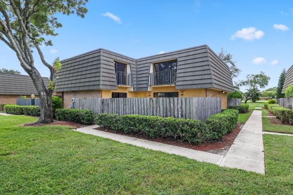 Village Of Sandalwood Lakes, 1023 10th Way, West Palm Beach, Florida 33407, image 1
