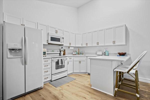 Westwood Gardens, 5943 Golden Eagle Cir, Palm Beach Gardens, Florida 33418, image 2