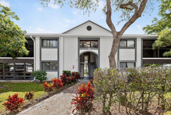 Witney At Lakes Of Delray, 15453 Lakes Of Delray Blvd #207, Delray Beach, Florida 33484, image 1