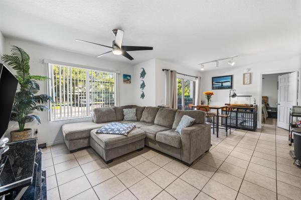 Emerald Isle At Laguna Lakes, 4115 San Marino Blvd #107, West Palm Beach, Florida 33409, image 1
