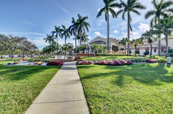 5749 Gemstone Ct #107, Boynton Beach, Florida 33437, image 1