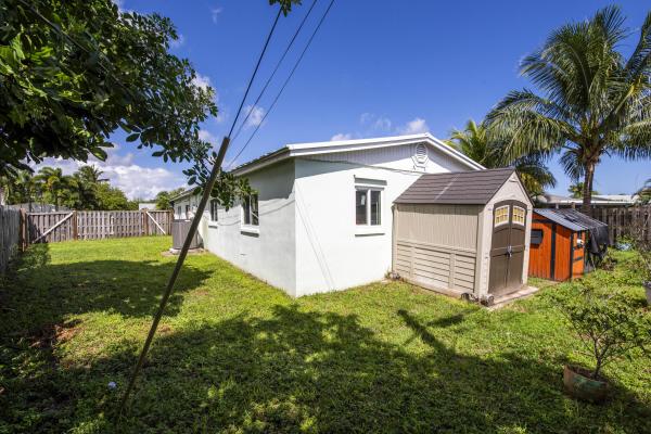 Palm Beach Cabana Colony, 3406 Capri Rd, Palm Beach Gardens, Florida 33410, image 3