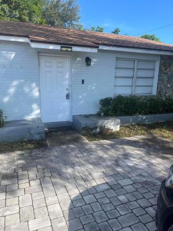 Mangonia Hills, 5706 Candlewood Ave, Mangonia Park, Florida 33407, image 1