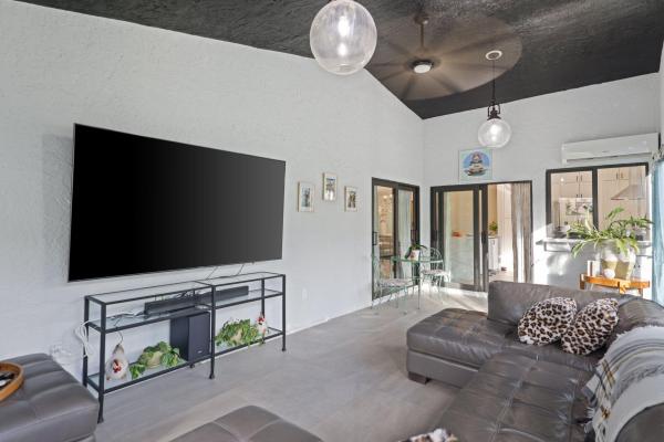 Rainberry Lake, 1130 NW 18th Ave, Delray Beach, Florida 33445, image 2