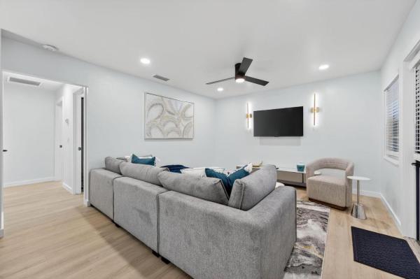 800 Tropic Blvd, Lake Park, Florida 33483, image 1