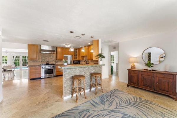 Lake Clarke Shores No HOA, 1802 Antigua Rd, Lake Clarke Shores, Florida 33406, image 2