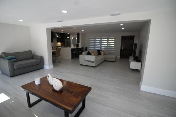 Pompano Isles, 2548 SE 14th St, Pompano Beach, Florida 33062, image 1