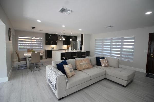 Pompano Isles, 2548 SE 14th St, Pompano Beach, Florida 33062, image 2
