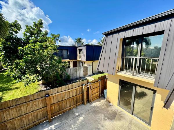 2362 Waterside Dr #2362, Lake Worth, Florida 33461, image 1