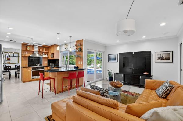 Palm Beach Farms, 801 SW 16th St, Boca Raton, Florida 33486, image 2