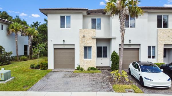 Greyson, 1710 Pioneer Way, Royal Palm Beach, Florida 33411, image 1