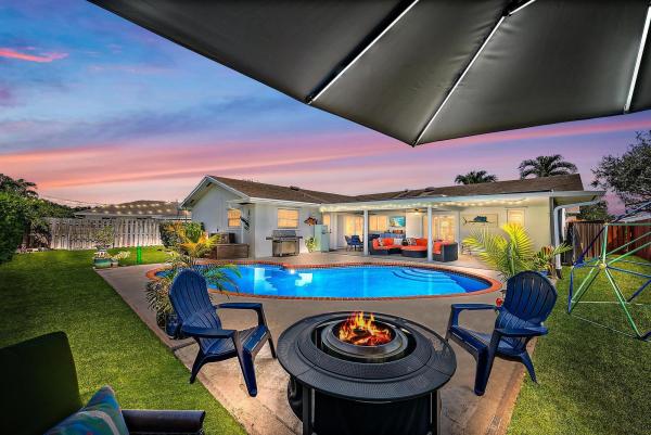 Garden Woods, 11913 Bayberry St, Palm Beach Gardens, Florida 33410, image 1