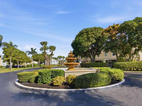 644 Waterside Dr, Hypoluxo, Florida 33462, image 1