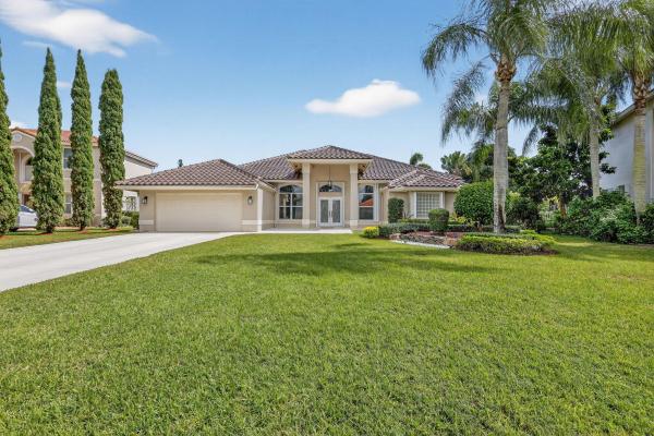 5609 Lake Shore Village Cir, Lake Worth, Florida 33463, image 1