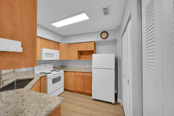 Casablanca Isles, 815 W Boynton Beach Blvd #14-201, Boynton Beach, Florida 33426, image 1