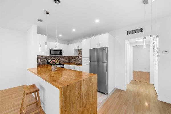 116 Salisbury E #, West Palm Beach, Florida 33417, image 1