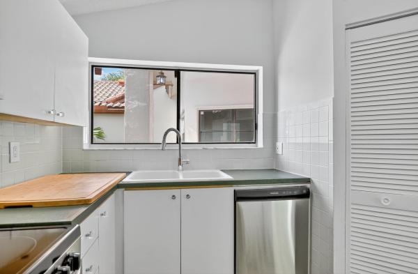 23301 Water Cir, Boca Raton, Florida 33486, image 3