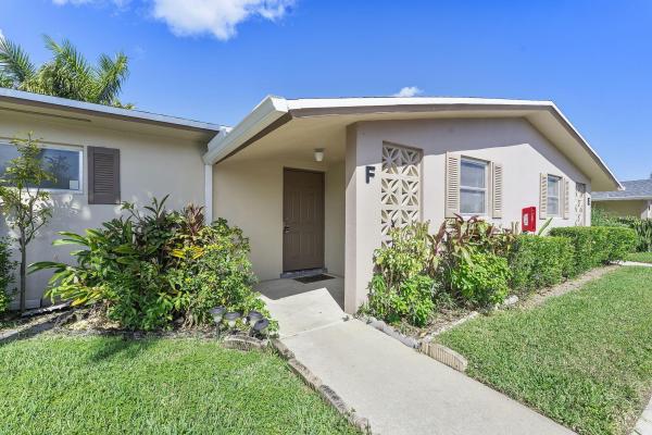 Barkley At Cresthaven Villas, 5243 Cresthaven Blvd #F, West Palm Beach, Florida 33415, image 2