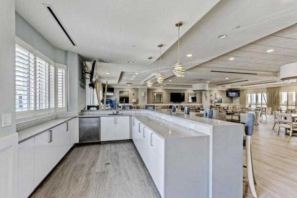 Marina Grande Club & Residences, 2650 Lake Shore Dr #1802, Riviera Beach, Florida 33404, image 1