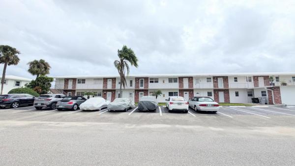 Fairway At Leisureville, 2800 W Golf Blvd #219, Pompano Beach, Florida 33064, image 2
