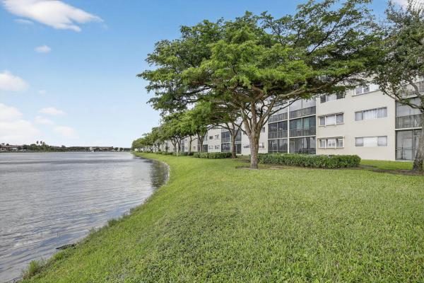 Ivanhoe At Century Village, 1500 SW 131st Way #108N, Pembroke Pines, Florida 33027, image 2